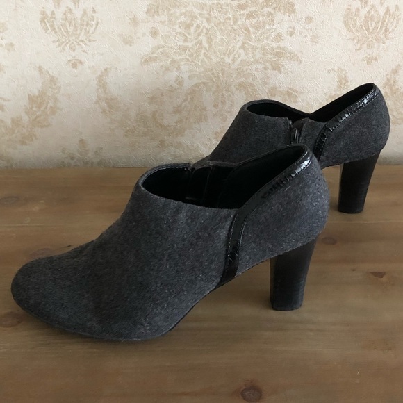 Liz Claiborne booties - Picture 2 of 5